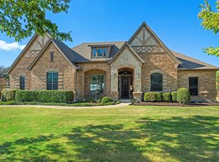 4801 Wild Stallion Ct, Fort Worth, TX 76126
