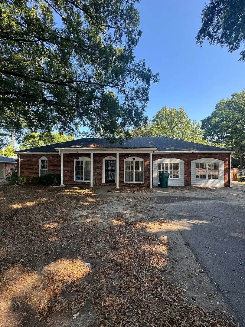 Welcome to 1212 Brandywine Dr! — Photo 1