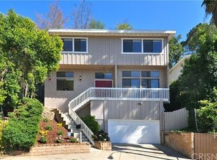21804 Lopez St, Woodland Hills, CA 91364
