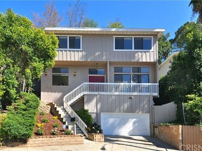 21804 Lopez St, Woodland Hills, CA, 91364