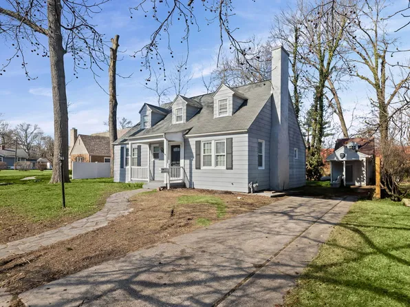 418 Cedar St, Centralia, IL 62801