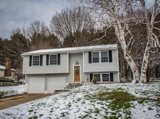 703 Zeletta Dr, Akron, OH 44319