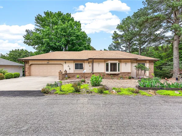 110 Salen Ln, Bella Vista, AR 72715