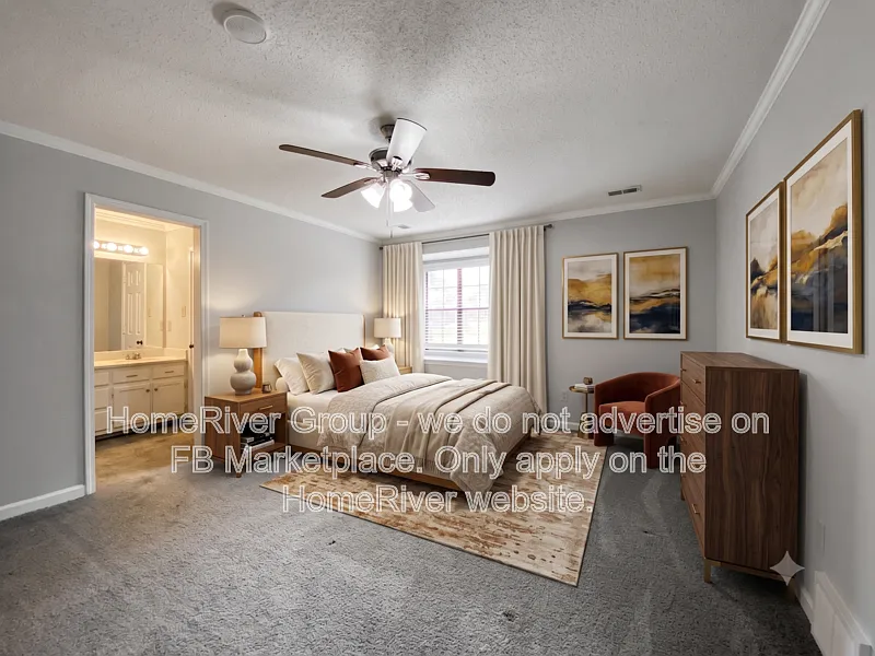 4 bed, 2.0 bath, 2431 sqft, $2,225 — Photo 4