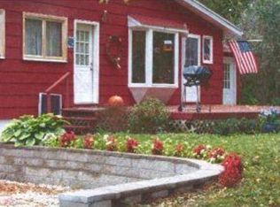 8 Summit Rd, Alburg, VT 05440