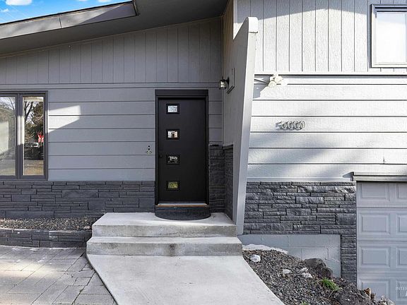 2nd image of 5000 N Collister Dr