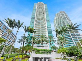 2101 Brickell Ave