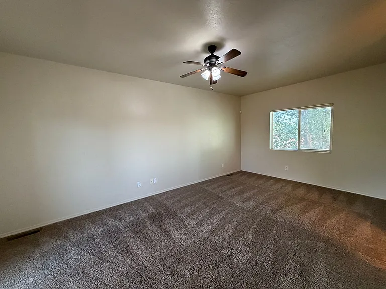 605 Benicia Ln SW — Photo 16