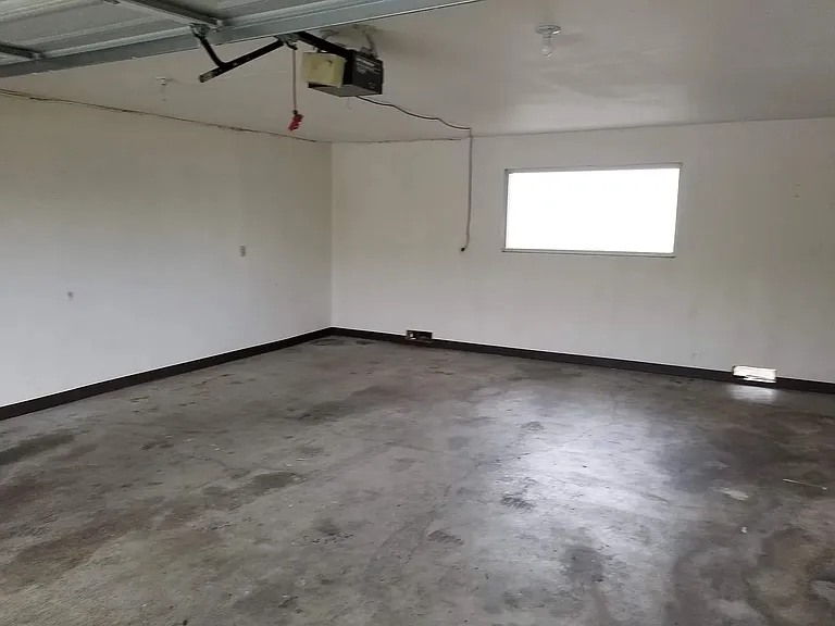 4660 Pacheco Pass Hwy — Photo 11