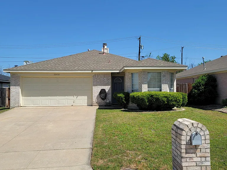 10416 Morning Dew St — Photo 2