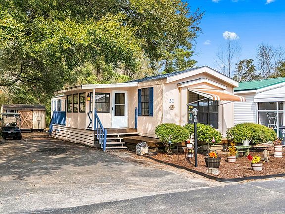 2nd image of 31 Burr Circle