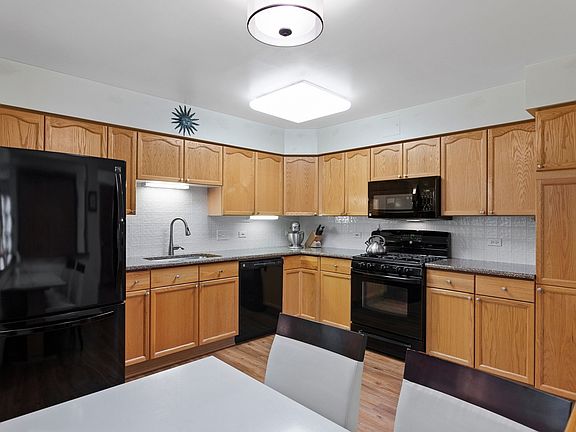 4th image of 100 N Gary Ave APT 410