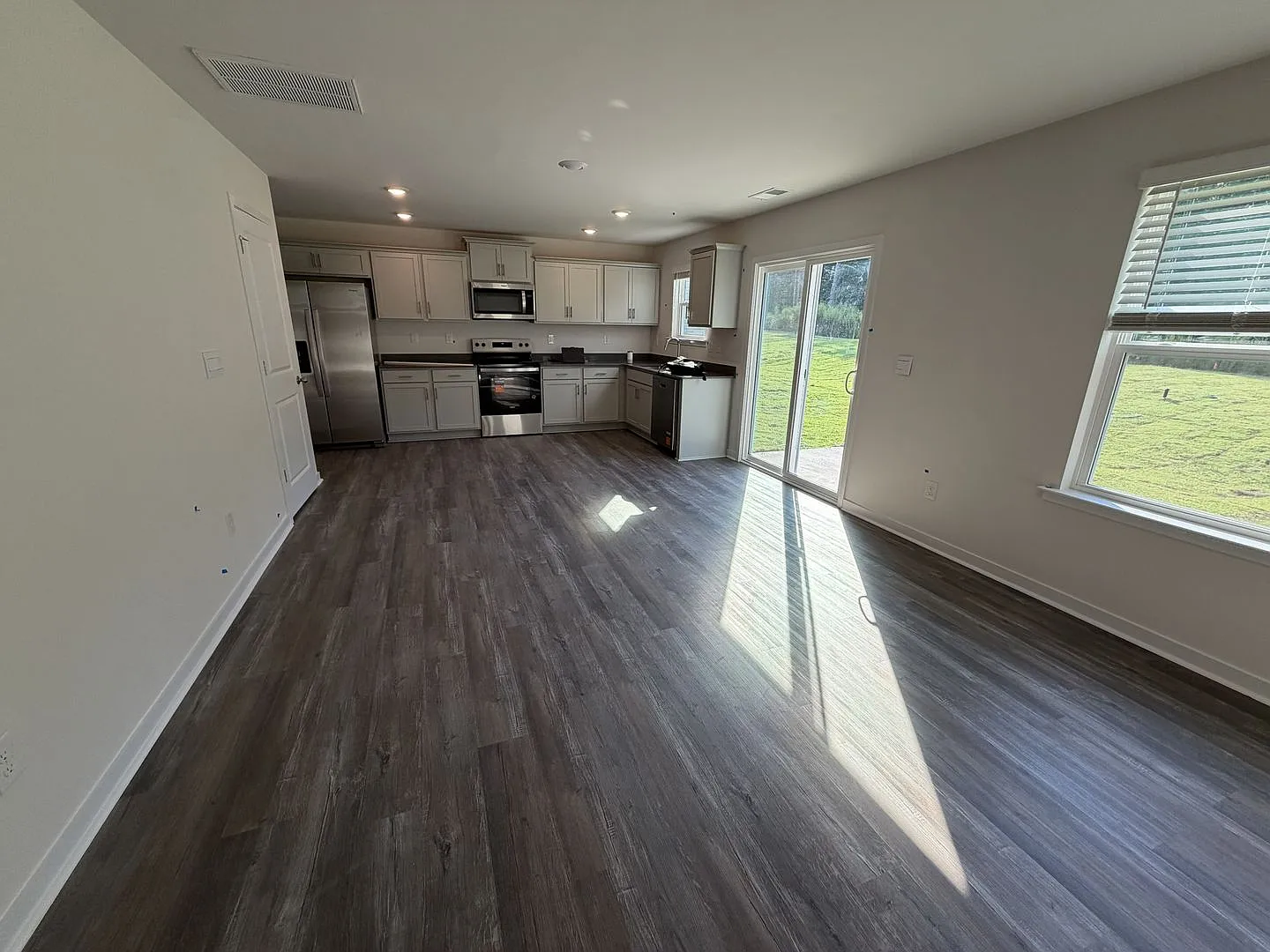 Brand New Home in Hickory — Photo 3