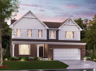 660 Goldfinch Dr, Beavercreek, OH 45434
