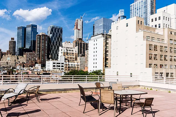 Rented by Politan Real Estate | media 37