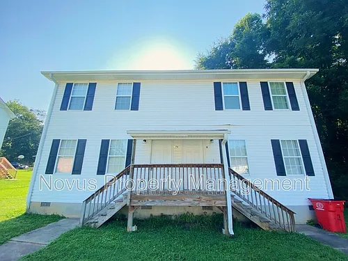 176 Smith Ave #A Photo 1 176 Smith Ave #A Photo 1