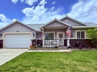 8764 S Pebblecreek Rd, West Jordan, UT 84081