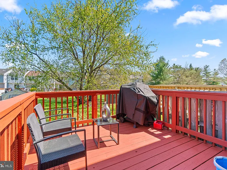2125 Cedar Barn Way — Photo 21