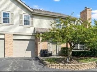 3028 Anton Dr, Aurora, IL 60504