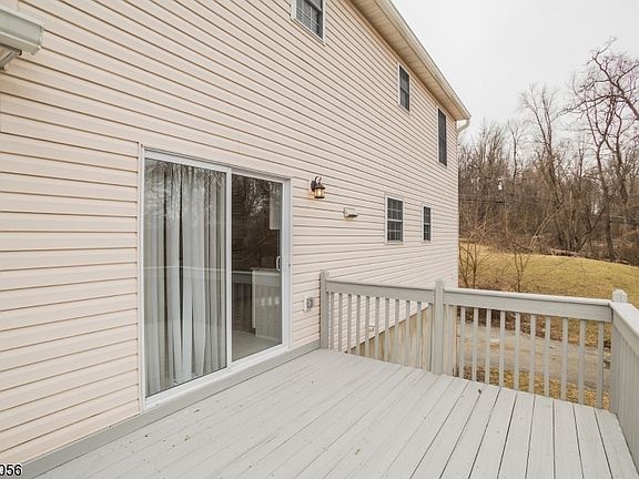 5th image of 1 Harborside Dr