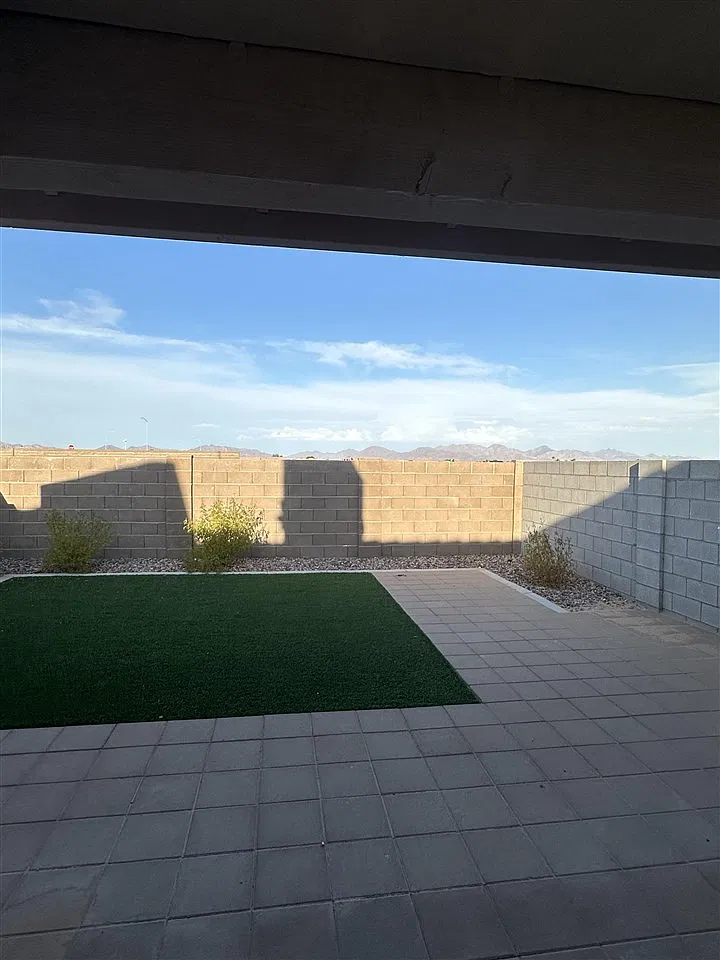 3 bed, 2.0 bath, 1280 sqft, $1,500 — Photo 2