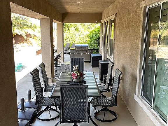 2nd image of 43404 Calle Espada