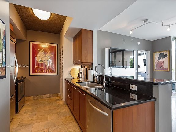 3rd image of 333 Las Olas Way APT 303