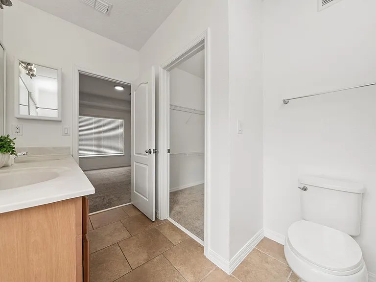 2148 Betsy Ross Ln — Photo 22