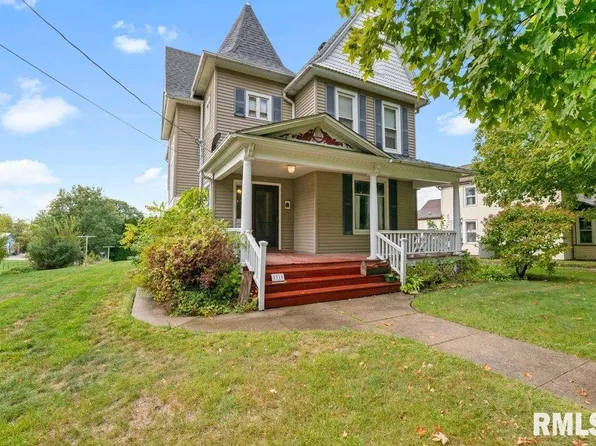 1310 4th St, Orion, IL 61273