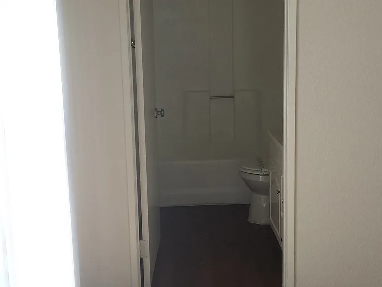 Crenshaw Townhouse — Photo 46