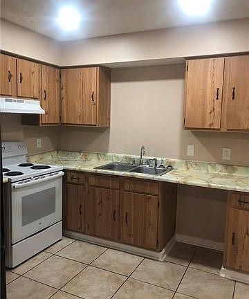 4th image of 1952 Jasper Ln #B
