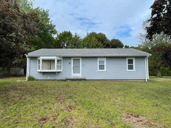 114 Folsom Ave, Somerset, MA 02726