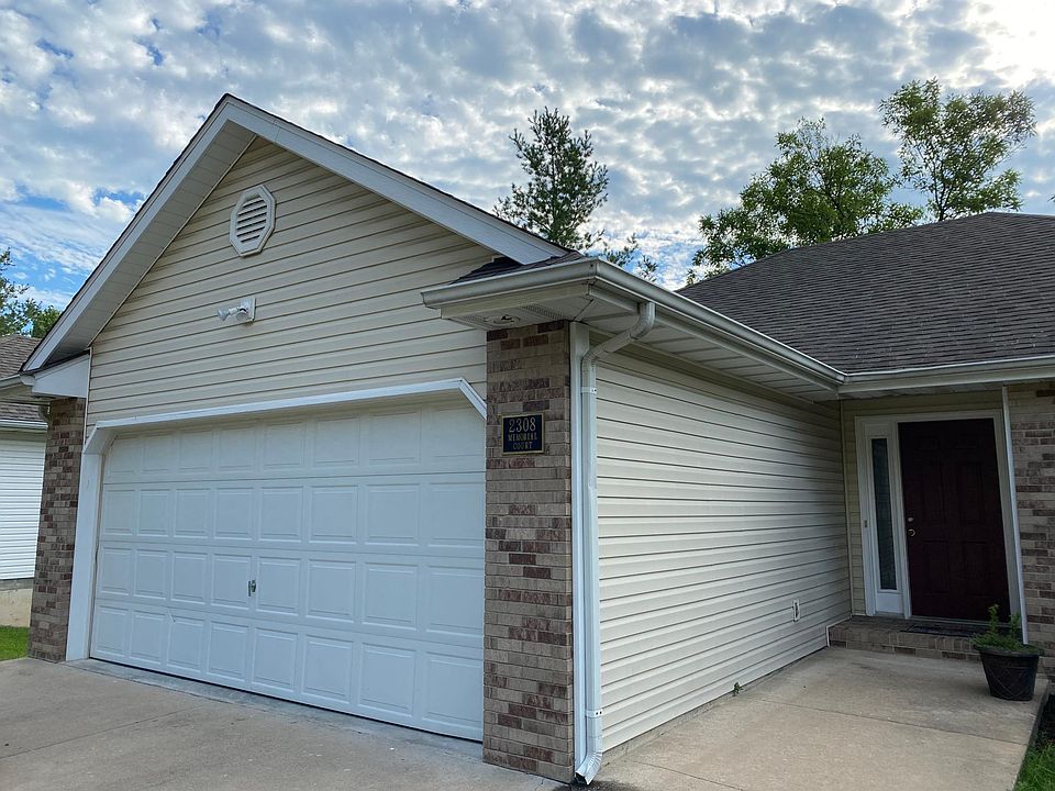 1st image of 2308 Memorial Ct
