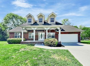 5412 Singh Ln, Corryton, TN 37721