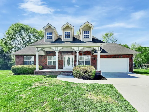 5412 Singh Ln, Corryton, TN 37721