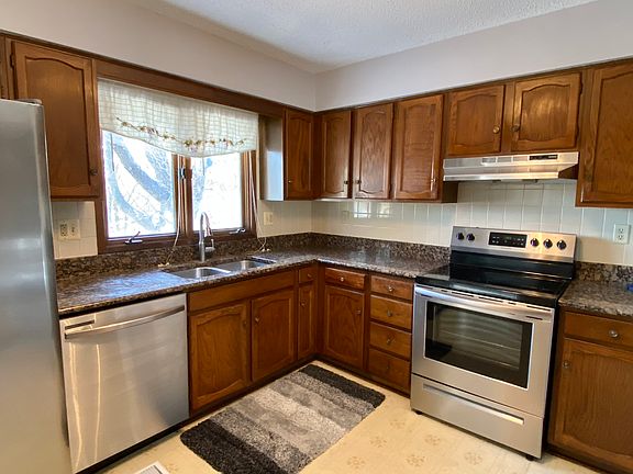 5th image of 3604 Western Hills Dr