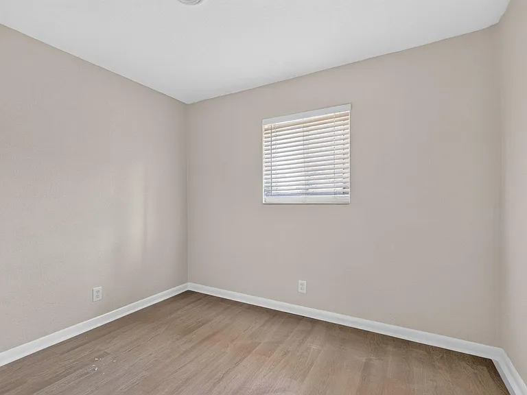 3201 NE 7th Ave #C — Photo 12
