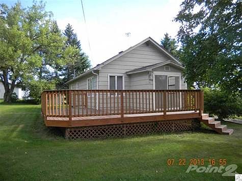 2nd image of 3780 Oak St