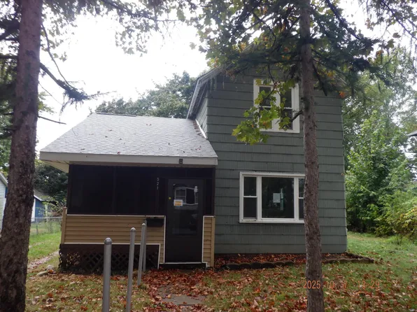 521 Edwin Ave, Kalamazoo, MI 49048