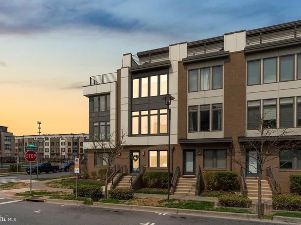 8087 Tribeca St, Rockville, MD 20855