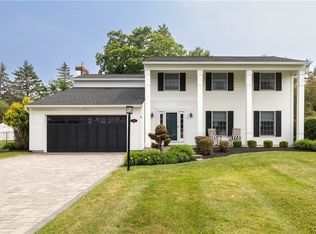 708 Standish Dr, Syracuse, NY 13224
