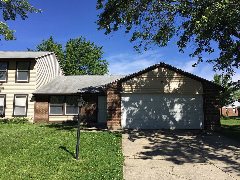 1st image of 8218 Schoolgate Dr