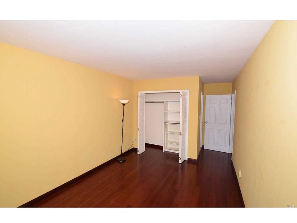 1st image of 7149 162nd St #301