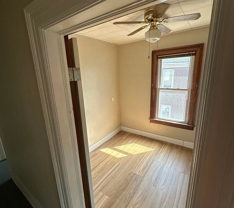 2nd image of 366 New Scotland Ave #7
