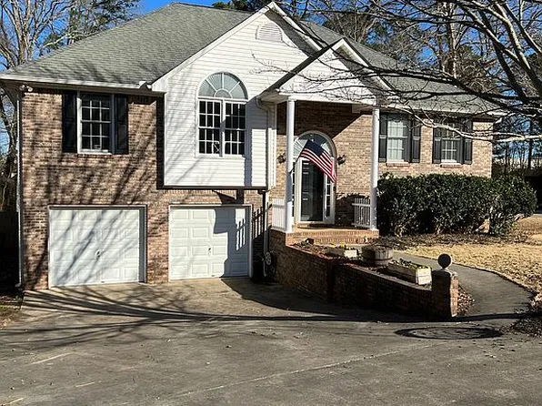 23 Meadowbridge Dr, Cartersville, GA 30120