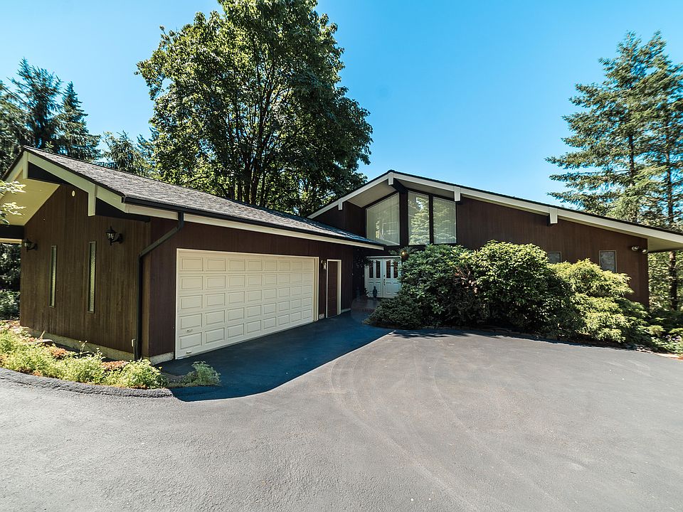 1st image of 2442 Park Hill Dr