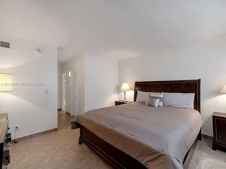 19380 Collins Ave #1020 — Photo 8