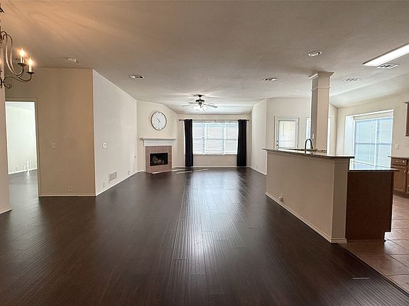 4th image of 8210 Mossberg Dr