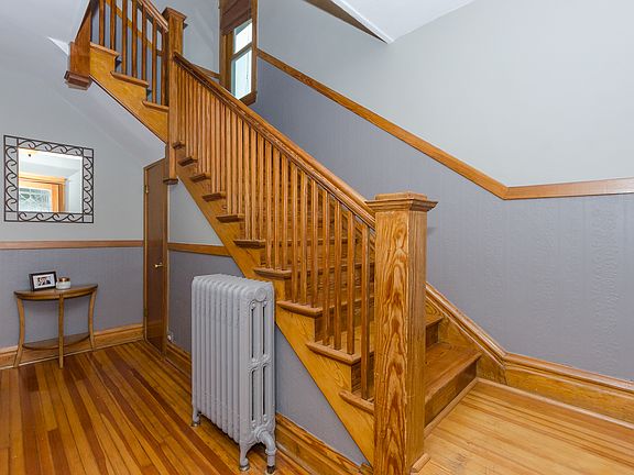 2nd image of 505 Hannah Ave