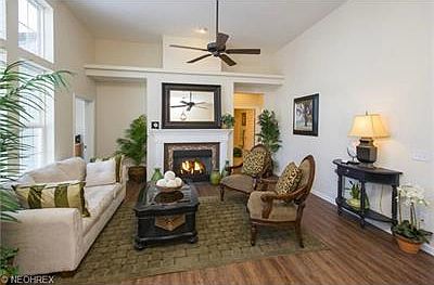 2nd image of 549 Hyannis Port Cir